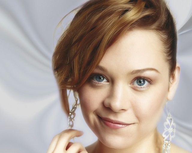 Alexandra Holden Fotoğrafı