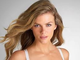 Brooklyn Decker Fotoğrafları 101