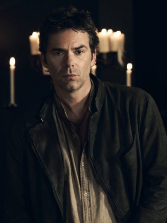 Billy Burke Fotoğrafı