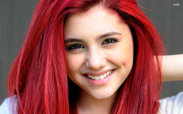 Ariana Grande Fotoğrafı