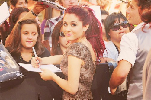 Ariana Grande Fotoğrafı