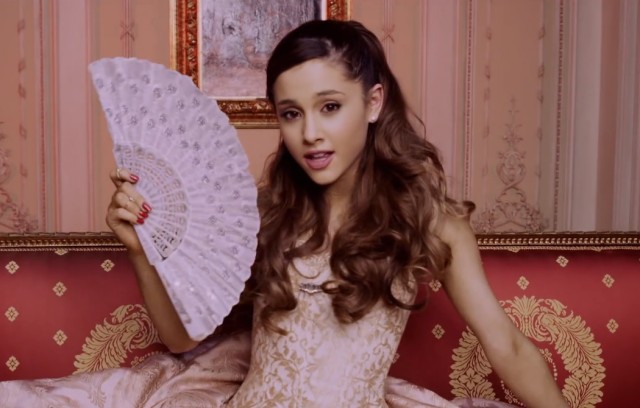 Ariana Grande Fotoğrafı