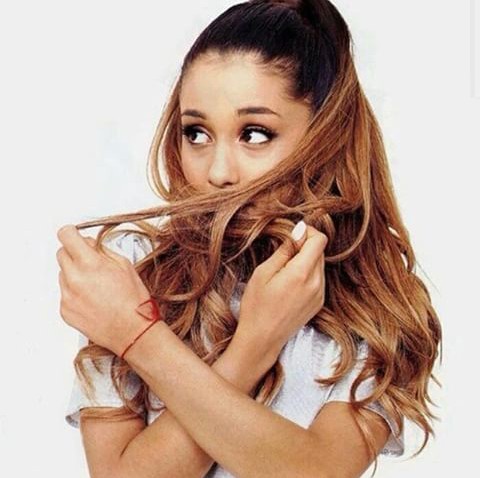Ariana Grande Fotoğrafı