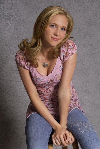 Brittany Snow Fotoğrafları 11