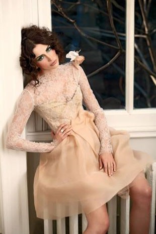 Emina Türkcan Sandal Fotoğrafı