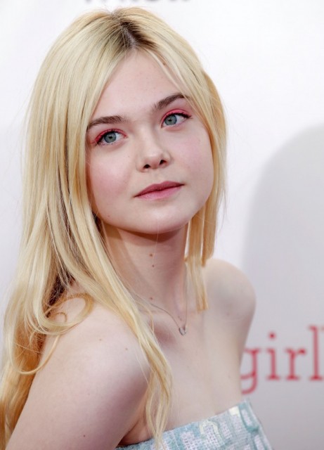 Elle Fanning Fotoğrafları 44