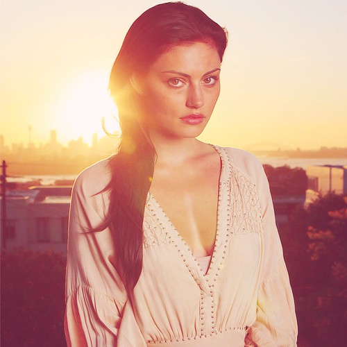 Phoebe Tonkin Fotoğrafları 57