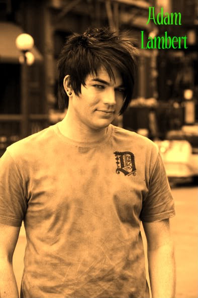 Adam Lambert Fotoğrafı