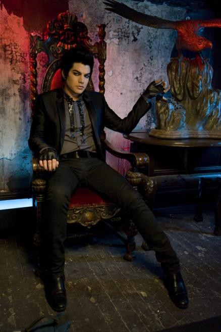 Adam Lambert Fotoğrafı