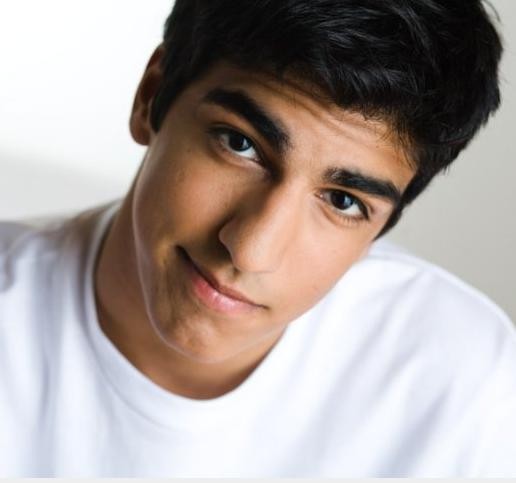 Dejan Loyola fotoğrafı