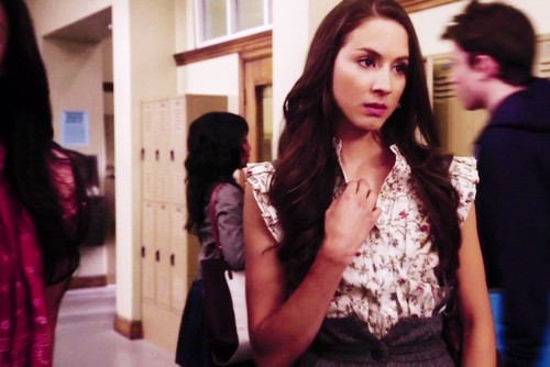 Troian Bellisario Fotoğrafı