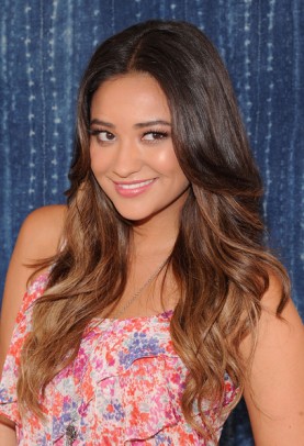 Shay Mitchell Fotoğrafları 184