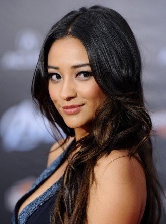 Shay Mitchell Fotoğrafı