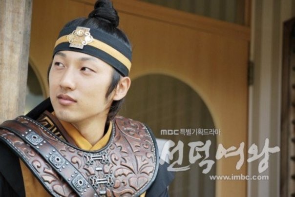 Lee Seung-hyo Fotoğrafı