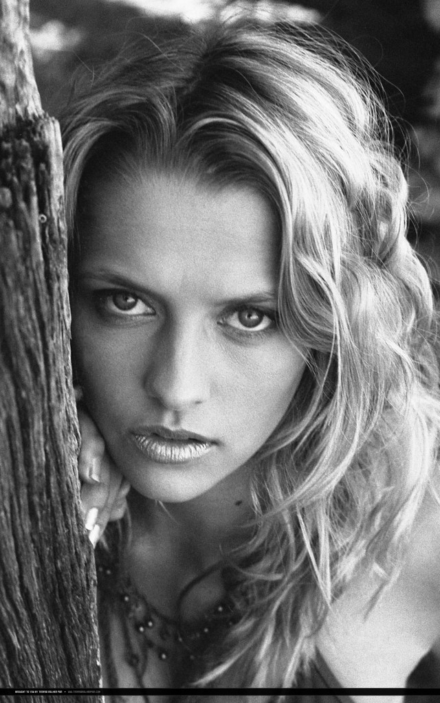 Teresa Palmer Fotoğrafları 278