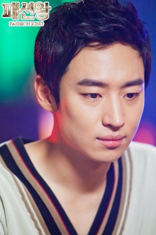 Lee Je-hoon Fotoğrafları 56