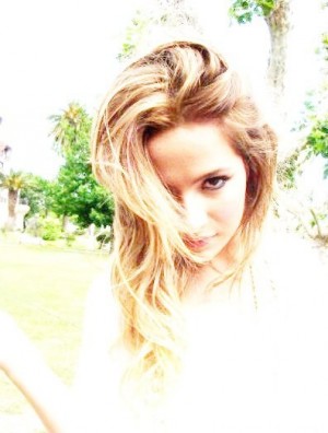 Brenda Asnicar Fotoğrafı