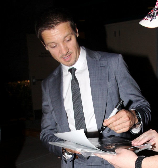 Jeremy Renner Fotoğrafları 105