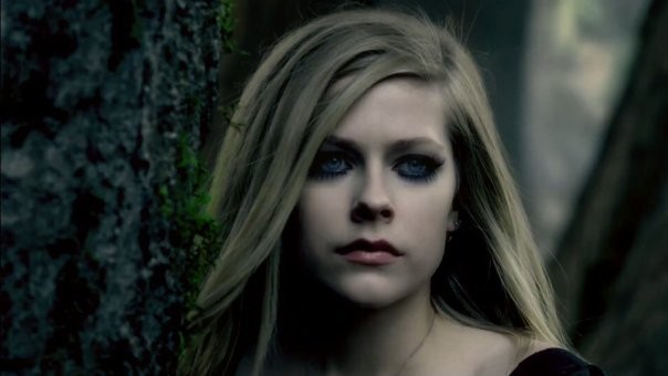 Avril Lavigne Fotoğrafları 660