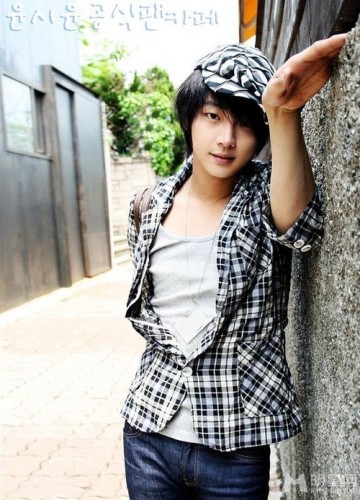 Yoon Si Yoon Fotoğrafları 129