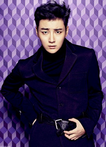 Yoon Si Yoon Fotoğrafı