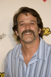 Allen Covert Fotoğrafı