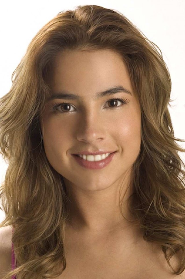 Carla Giraldo Fotoğrafı