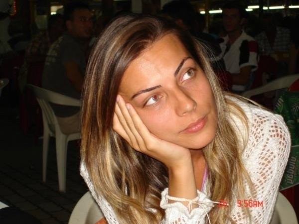 Burcu Kara Fotoğrafları 146