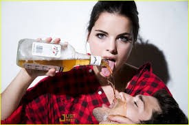 Jaimie Alexander Fotoğrafı