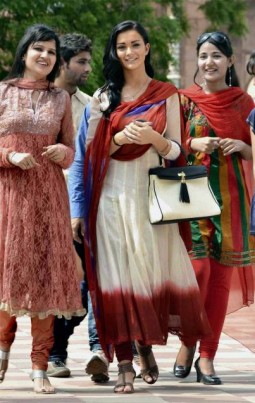 Amy Jackson Fotoğrafı