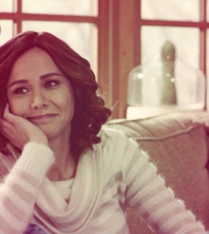 Burçin Terzioğlu fotoğrafı Burçin Terzioğlu fotoğrafı