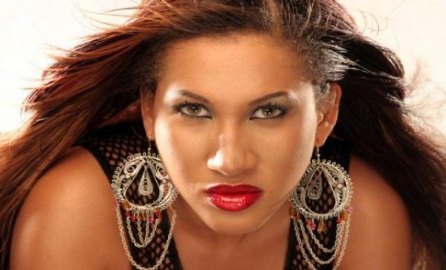 Caroline Ekanem fotoğrafı