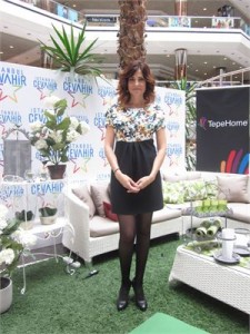 Zişan Hande Kazanova Fotoğrafı