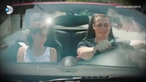 Kerem Bürsin Fotoğrafı