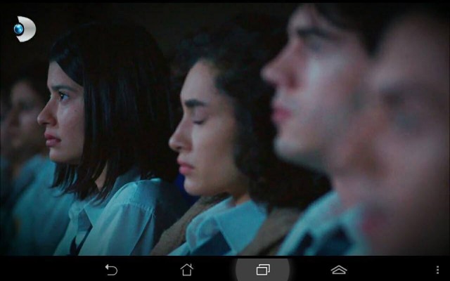 Kerem Bürsin Fotoğrafı