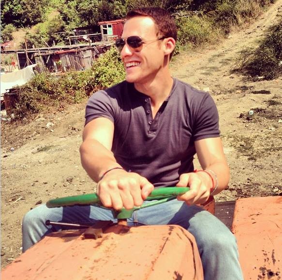 Kerem Bürsin Fotoğrafı