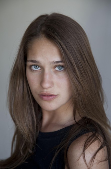 Lola Kirke Fotoğrafı