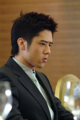George Hu Fotoğrafı