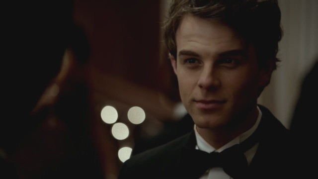 Nathaniel Buzolic Fotoğrafları 10