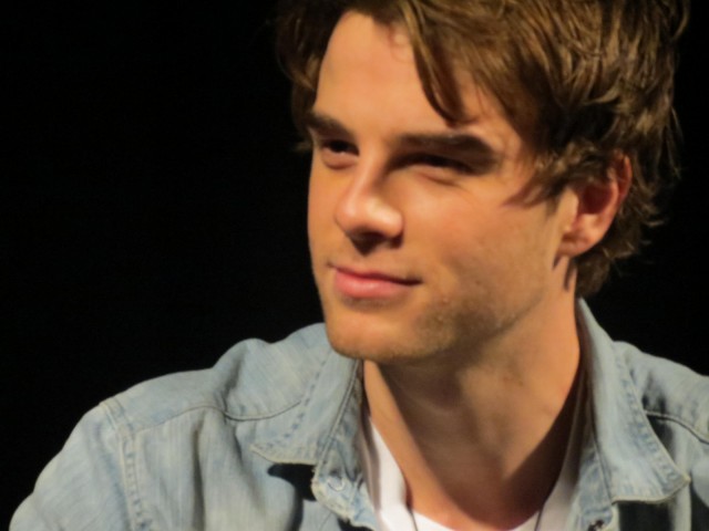 Nathaniel Buzolic Fotoğrafları 9