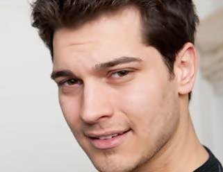 Çağatay Ulusoy Fotoğrafı