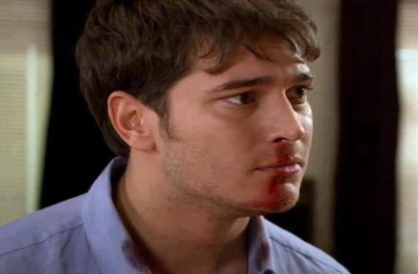 Çağatay Ulusoy Fotoğrafı