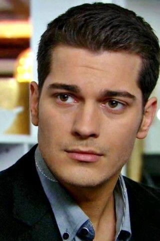 Çağatay Ulusoy Fotoğrafı