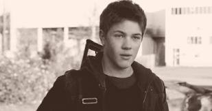 Connor Jessup Fotoğrafları 16