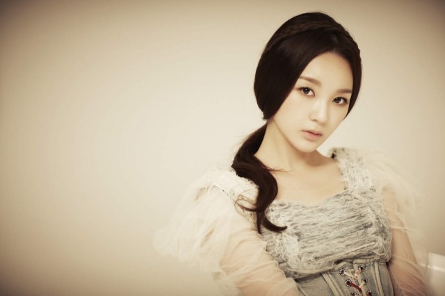Kang Min-kyeong Fotoğrafı