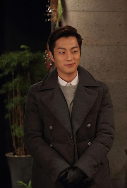 Yoon Doo-joon Fotoğrafları 129