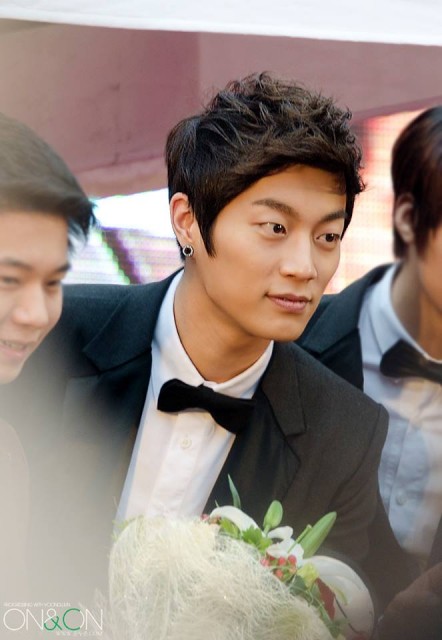 Yoon Doo-joon Fotoğrafları 96