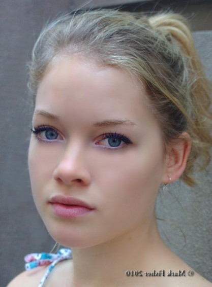 Jane Levy Fotoğrafı