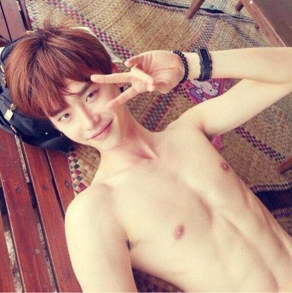 Lee Jong-suk Fotoğrafı