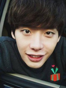 Lee Jong-suk Fotoğrafı